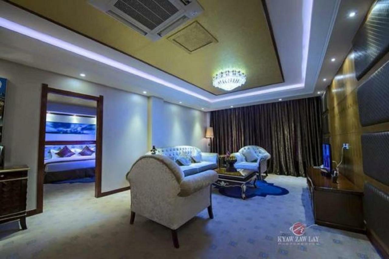 Star World Hotel Naypyidaw Exterior photo