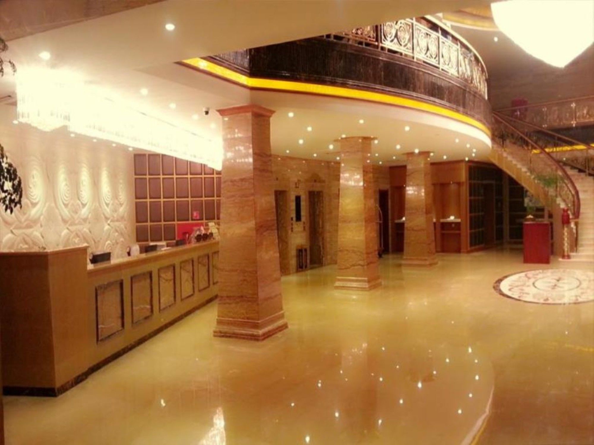 Star World Hotel Naypyidaw Exterior photo